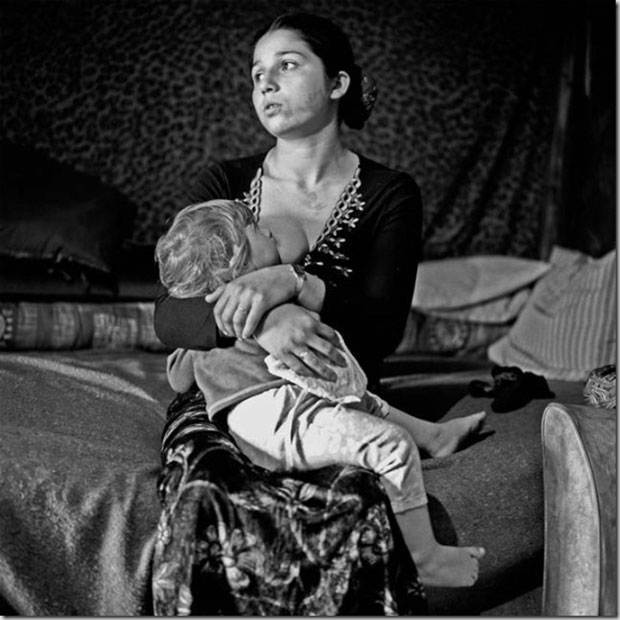 Raed Bawayah (Palestinian Authrity/France), Safe Trip (Roma woman nursing her son), France, 2006-2010