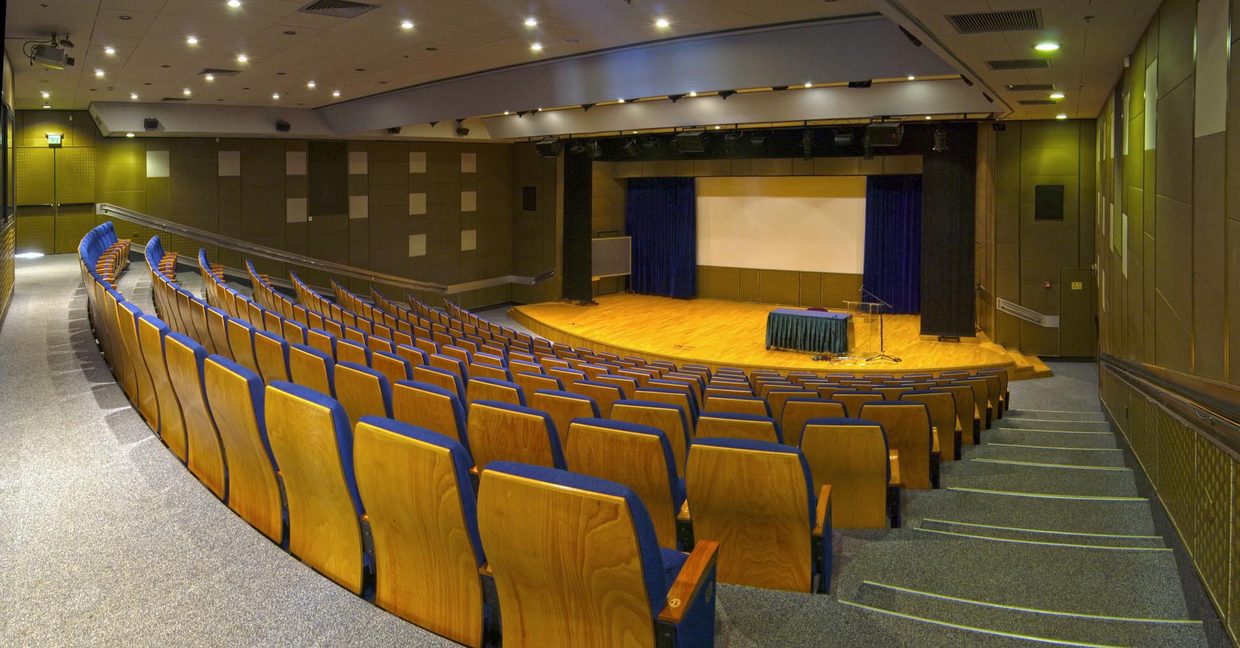 אודיטוריום רוטשילד. צילום: ליאוניד פדרול