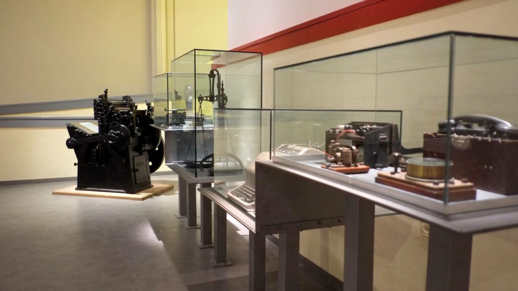 מוצג מיוחד: גלויות ללא גבולות