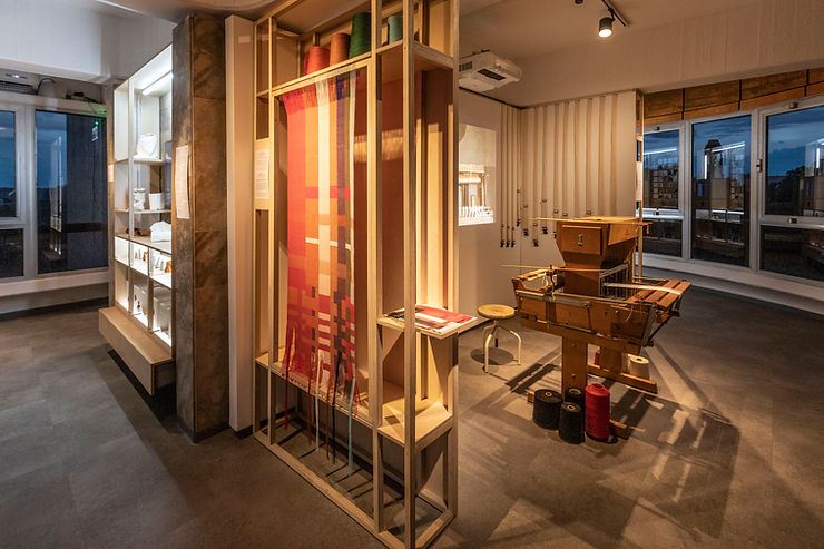 חממת שנקר: קצוות פרומים