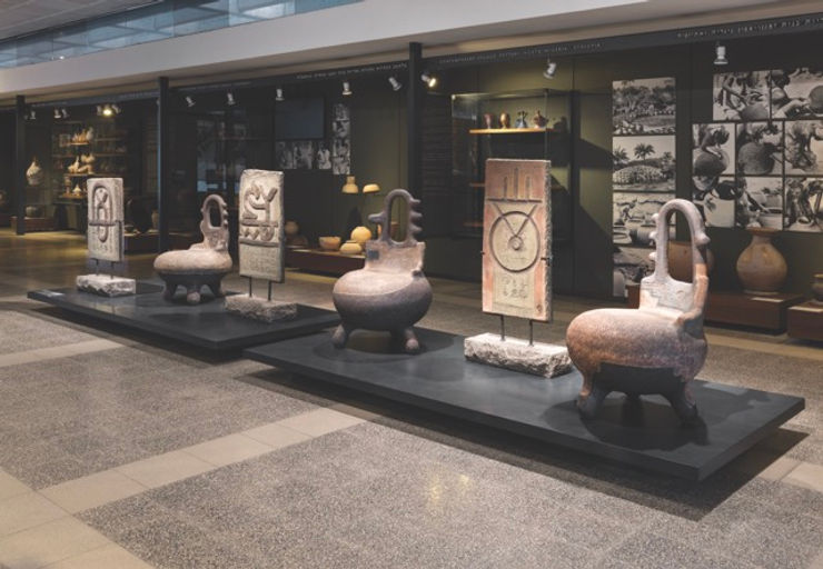 אמנים בין־לאומיים מציגים בביאנלה לאומנויות ולעיצוב