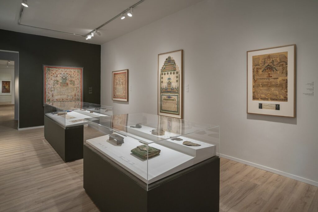 סדנת רקמה עם הילה קרבלניקוב פז בתערוכה "על התפר"