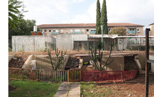 Touching the periphery