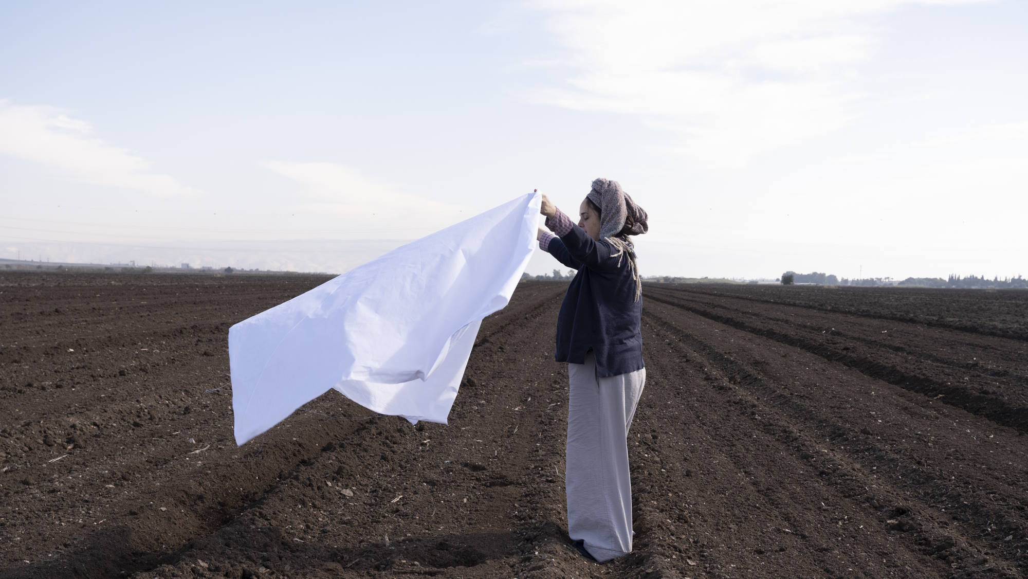 Yael Serlin, "Lullaby", Frame from a  double channelled video, 2025