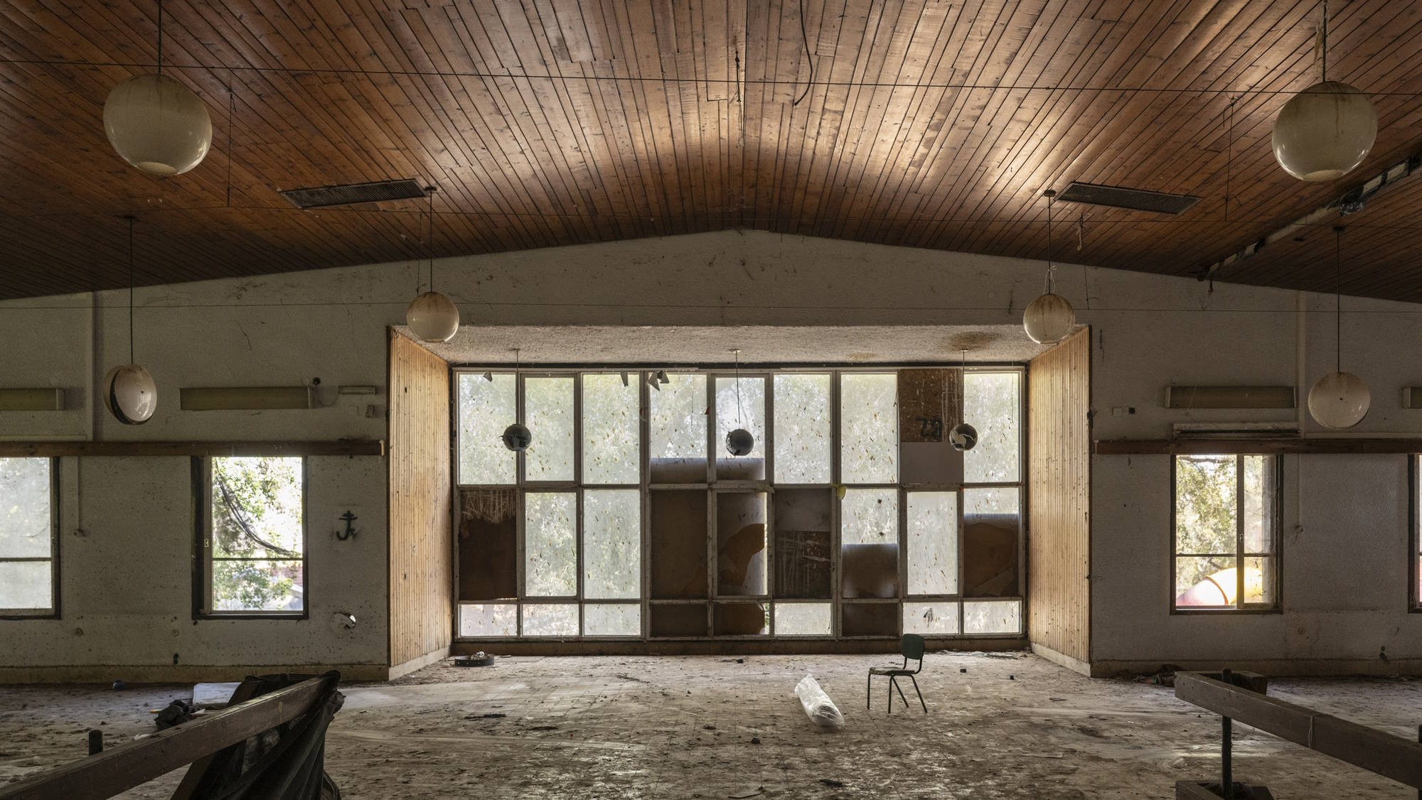 Yael Serlin, "Lullaby", Frame from  a double channelled video, 2025