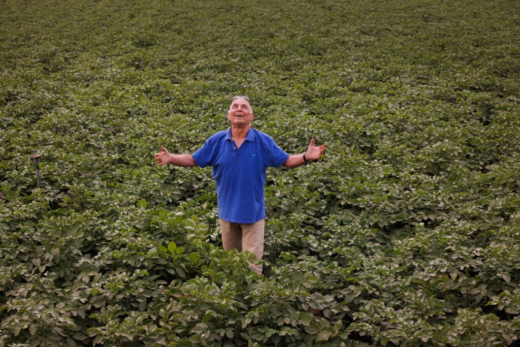 עדות מקומית 2025